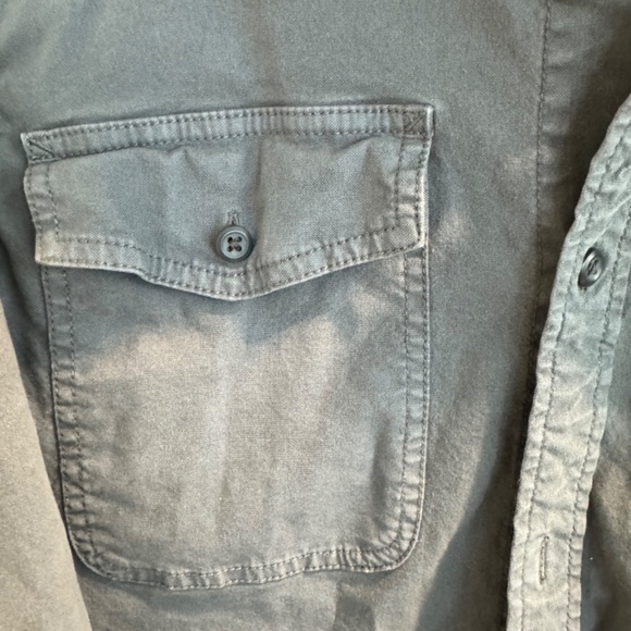 Flint and Tinder Button Up Shirt Size M - Picture 4 of 5